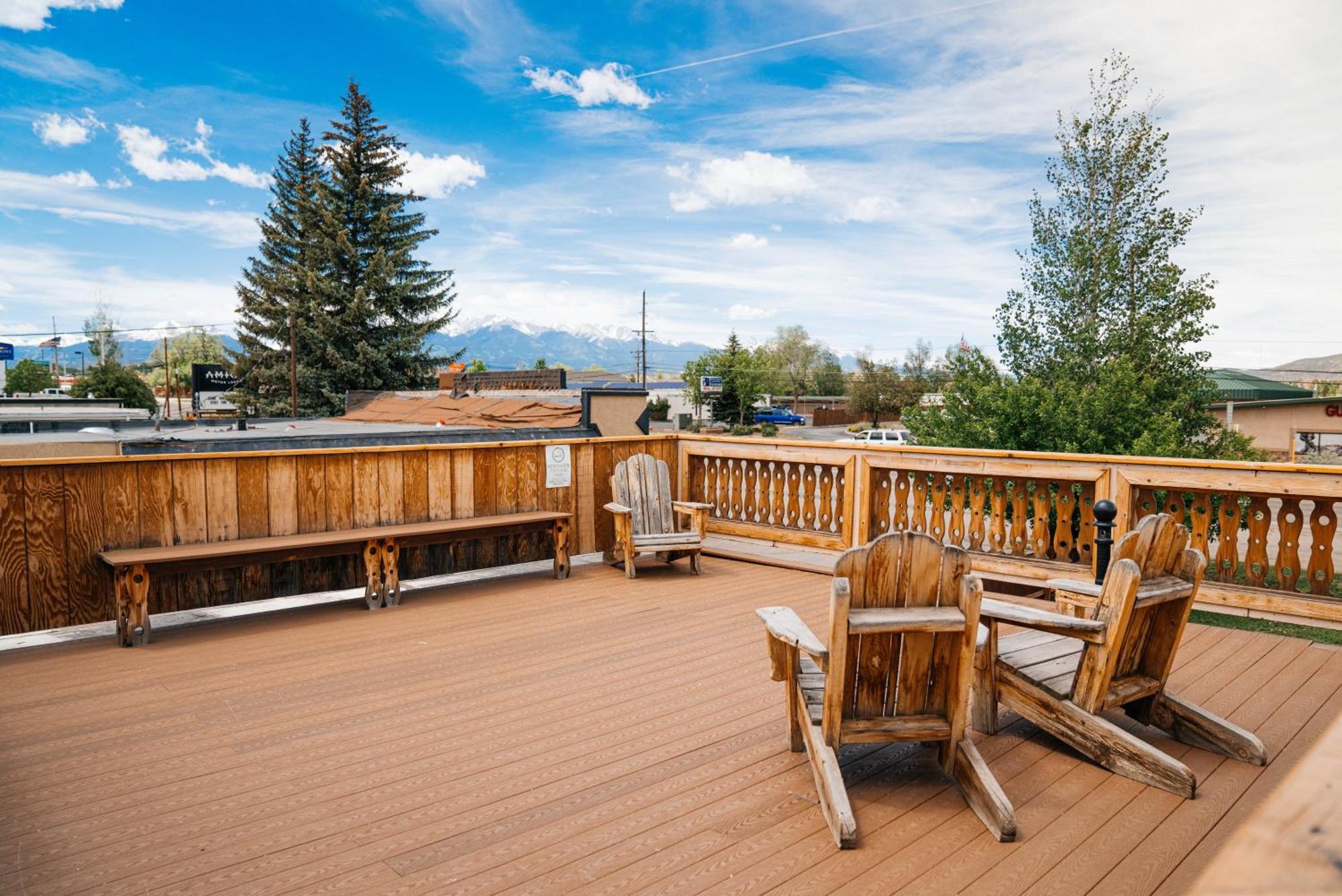 Salida Inn & Monarch Suites Exterior foto