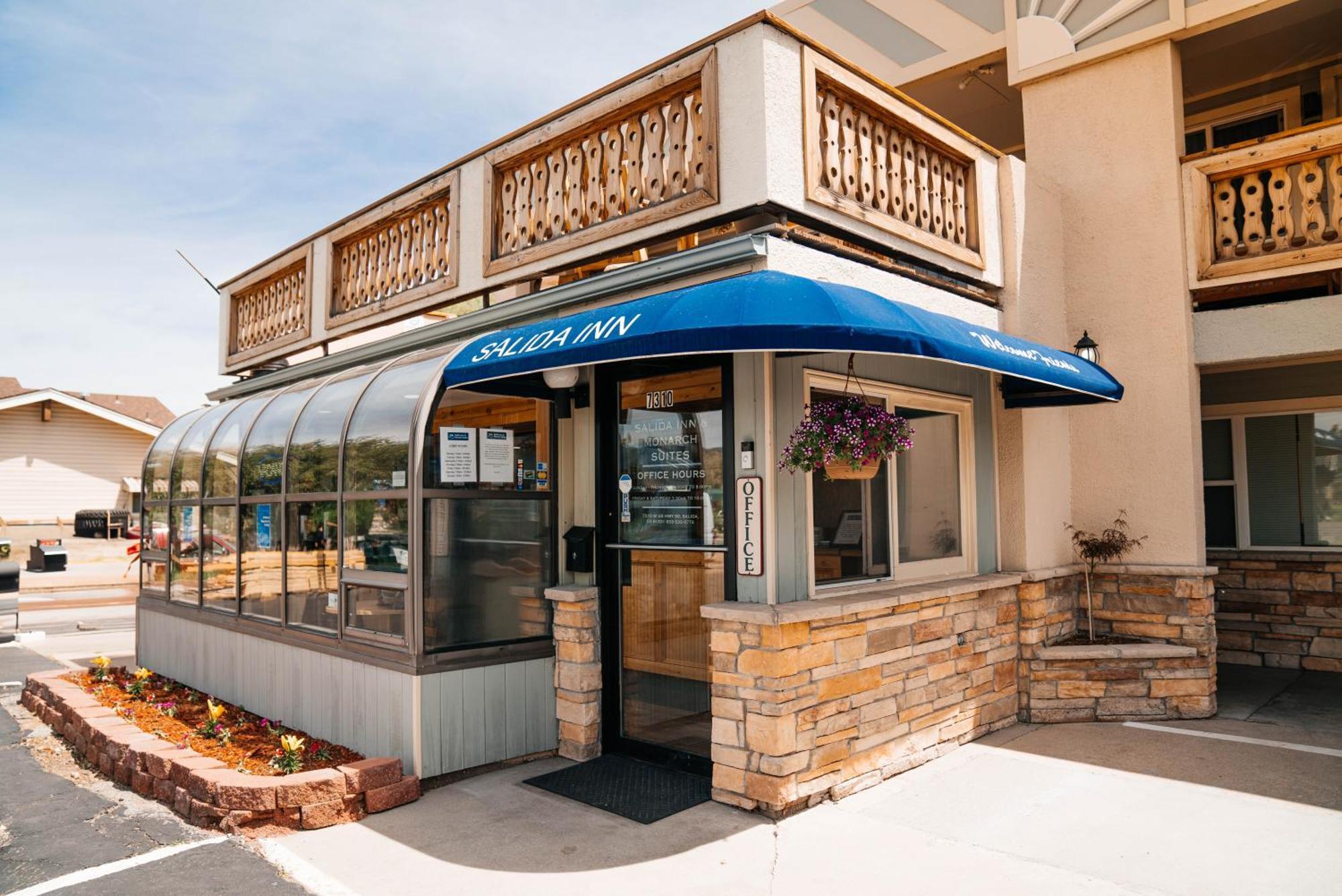 Salida Inn & Monarch Suites Exterior foto