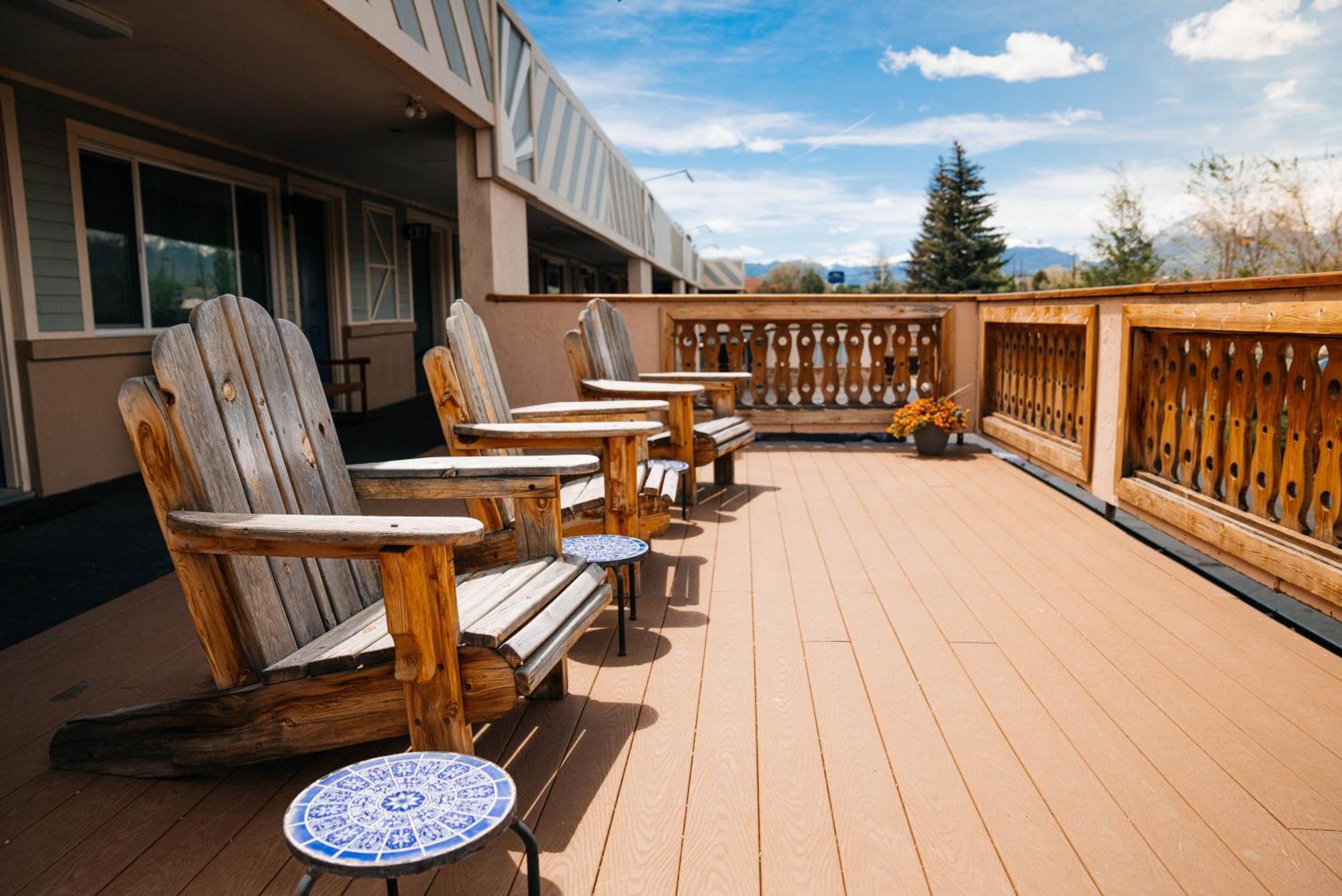 Salida Inn & Monarch Suites Exterior foto